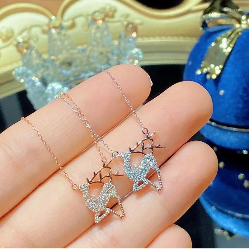 Pendant Necklaces Luxury Exquisite Women Small Zircon Inlaid Elk Necklace White Gold Yellow Color Short Chain Trendy Jewelry