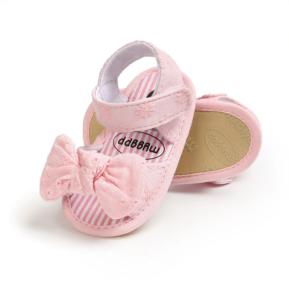 First Walkers Infant Baby Girl Shoes Toddler Flats Sandals Premium Soft Rubber Sole AntiSlip Summer Flower Lace Crib Walker 230615