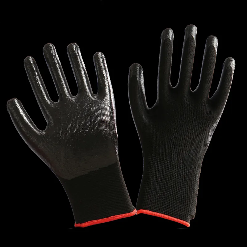 Les fabricants fournissent directement des gants de protection du travail masculin en latex de caoutchouc imprégné de nylon résistants à l'usure et antidérapants pour attraper le site de vente en gros de la mer