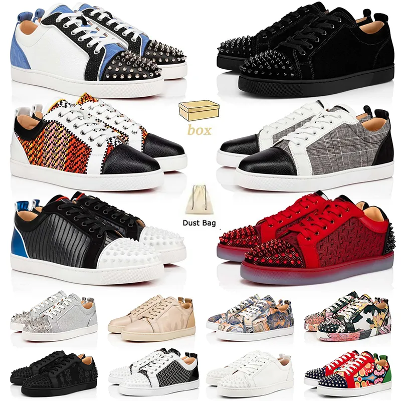 CLUB FAMOUS SHOES STORES - 𝐒𝐍𝐄𝐀𝐊𝐄𝐑𝐒 • 𝐀𝐔𝐓𝐔𝐌𝐍 𝟐𝟎𝟐𝟏 ΤΙΜΗ:  14,98€ ΚΩΔΙΚΟΣ: T0YD8240-5-BLACK Step out in our 𝘨𝘰𝘳𝘨𝘦𝘰𝘶𝘴 new 𝐅𝐀𝐌𝐎𝐔𝐒  𝐒𝐍𝐄𝐀𝐊𝐄𝐑𝐒🖤🔥 White colored women's sneakers with black details!  📸Thank you @xrisa_a for