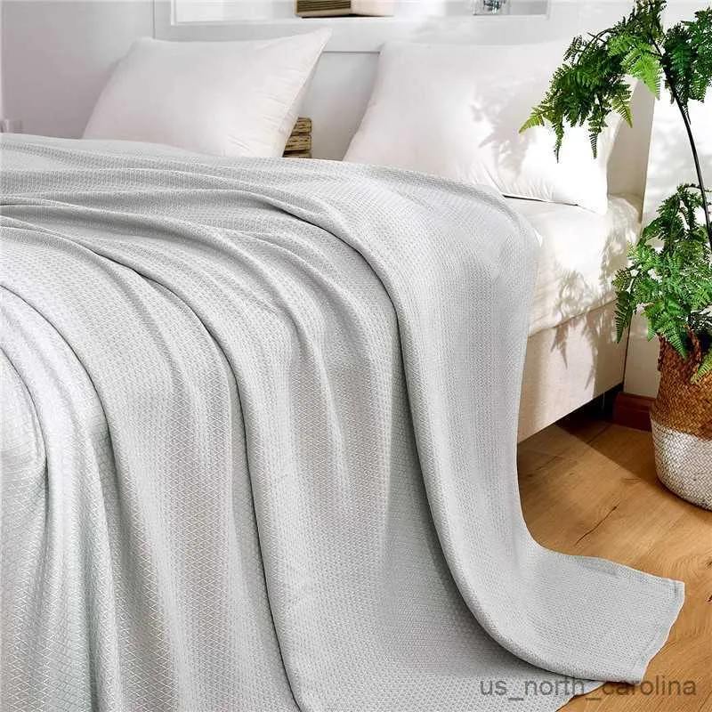 Одеяло летнее охлаждение бамбукового одеяла тонкое дышащее одеяло для броска для дивана для кровать.