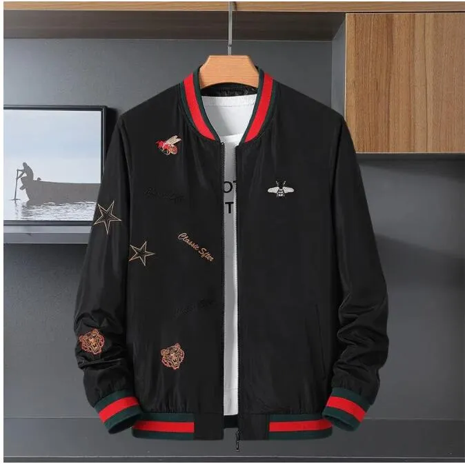 NOVITÀ All'ingrosso - Bomber Jacket Designer Men Coat casual Abbigliamento sportivo da esterno Basketball Fashion lussuose giacche da uomo