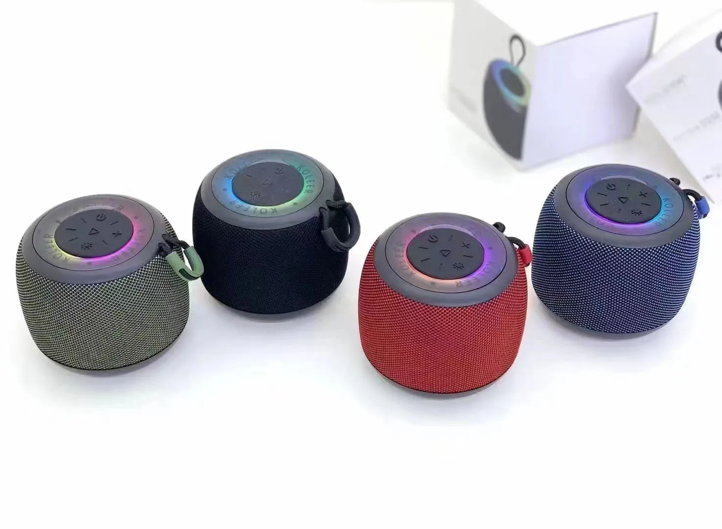 S36 Wireless Bluetooth -högtalare utomhus bärbar subwoofer med sju färg RGB -lampor Bluetooth mini Small Speaker