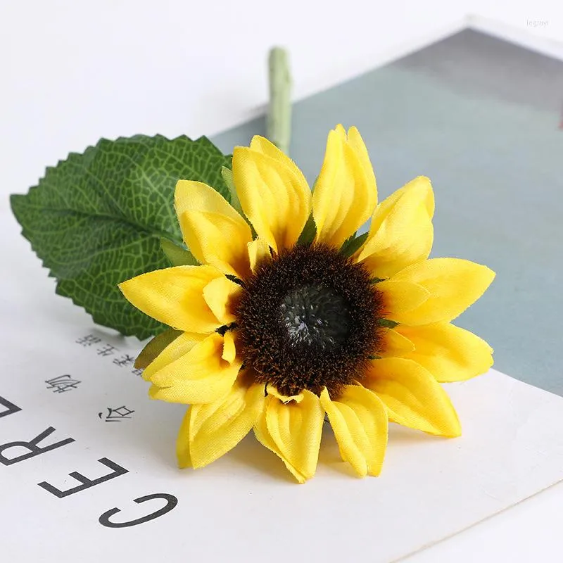 Decorative Flowers 10Pc Simulation Small Sunflower Home Flower Arrangement DIY Background Decoration Wedding Bride Hand Holding Fake Floral