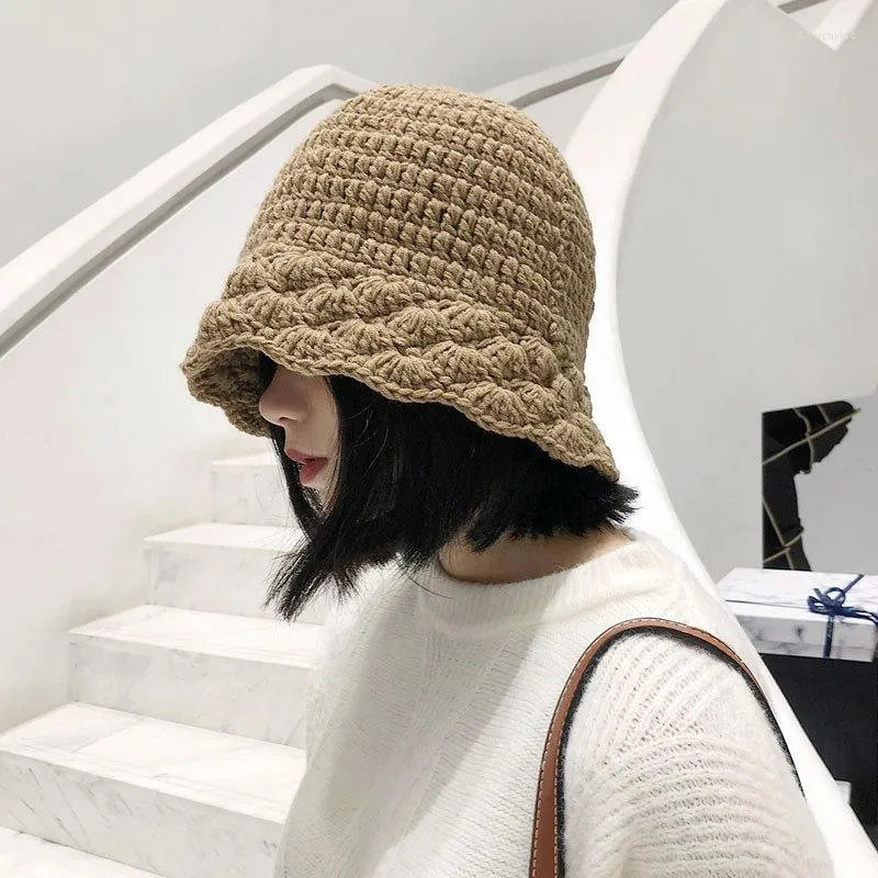 Bérets Hiver Bceie Hat pour femmes hommes tricotés unisexes dames Bonnet chaude Bonnet coréen Bucket surdimensionné à la mode