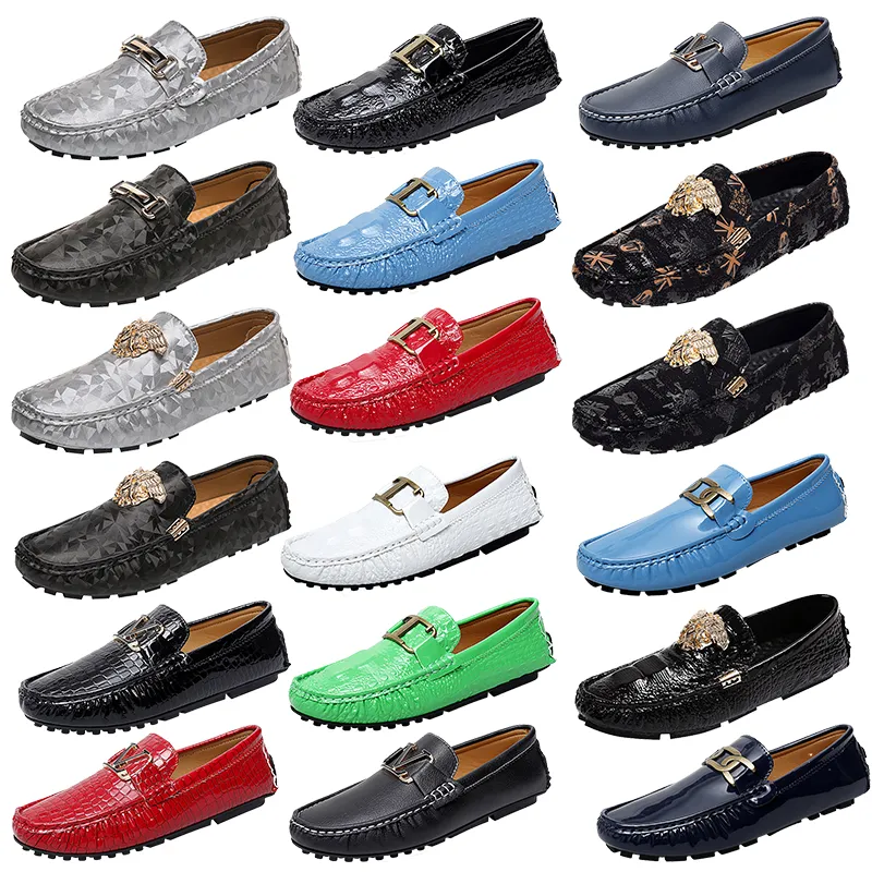 Mocassins de luxo de marca italiana com fivela de metal vermelho estampado de crocodilo brilhante casamento banquete sapatos de couro sapatos de escritório de negócios sapatos de condução antiderrapantes