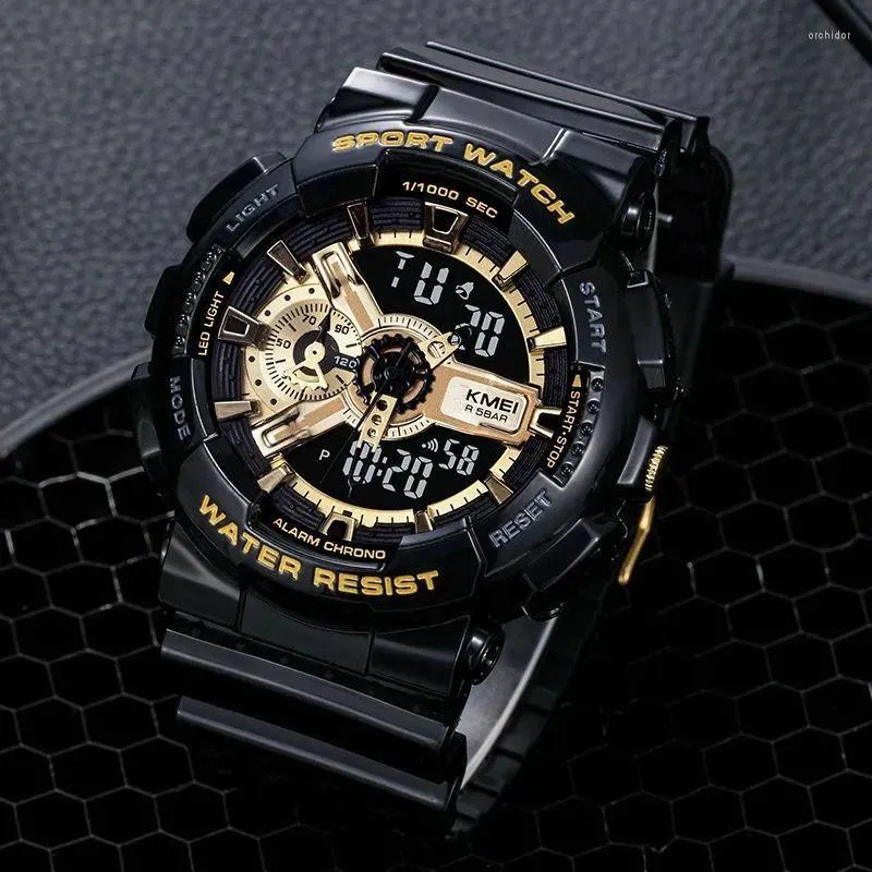 Montres-bracelets Antichoc Numérique Hommes Montre Double Mouvement Sport Montre-Bracelet Hommes Étanche Montres Électroniques Montre Homme Lumineux