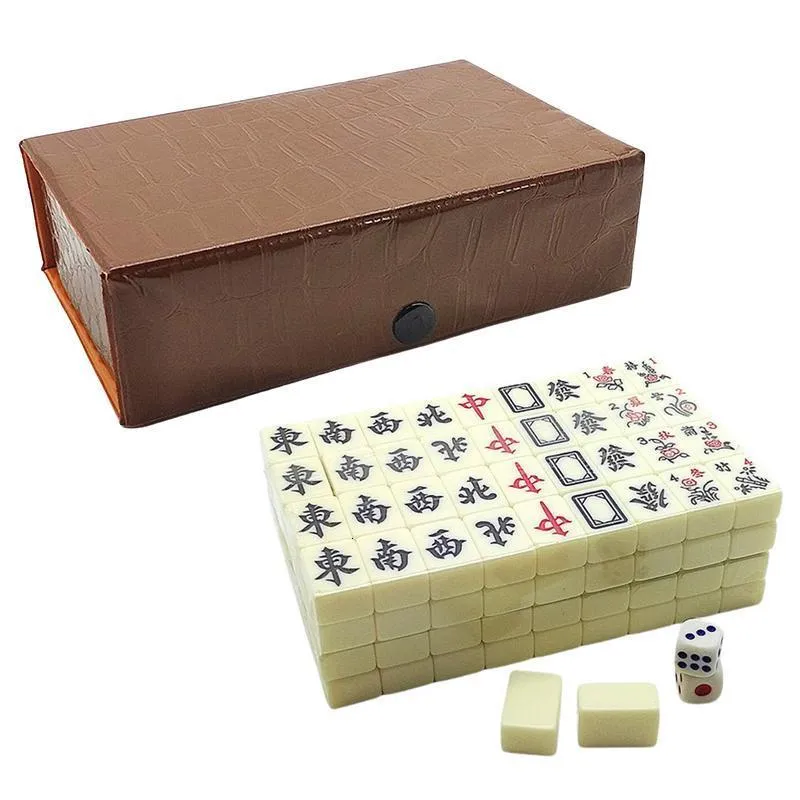 Giochi di dadi Mini Mahjong 144 pezzi Set Gioco da tavolo tradizionale cinese Giocattoli familiari Numeri e caratteri squisitamente intagliati 230615