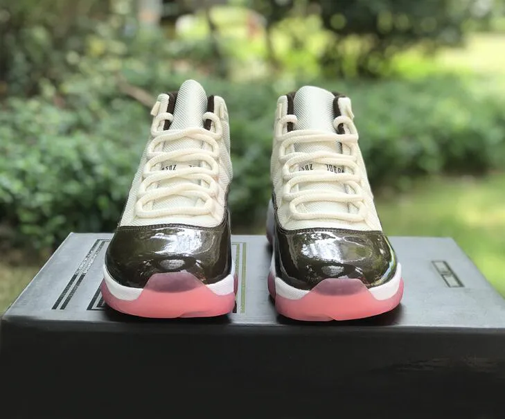Unc men's basketball pink outlet shoes