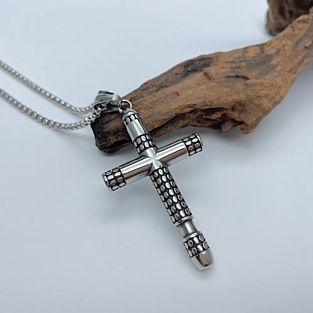 Mens Cross Pendant Necklace Rolo Chain Stainless Steel Jewelry Silver Golden For Friends .husband.father .boyfriends Gifts n2228