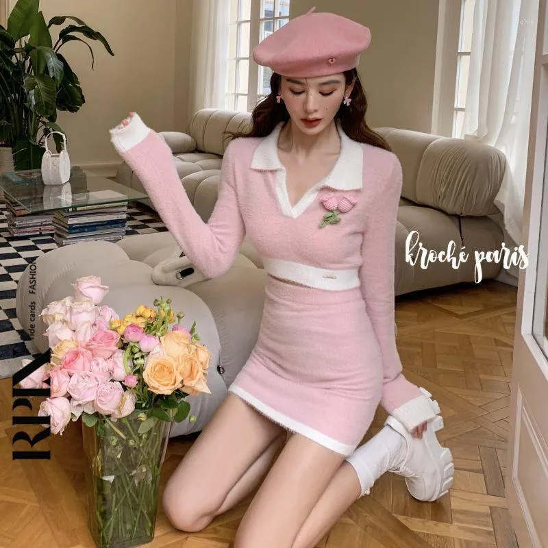 Robes de travail Sweet Girl Mode Rose Costume Femmes Vison Court Polo Col Haut Taille Haute Wrap Hanche Jupe Deux Pièces Ensemble Vêtements Féminins