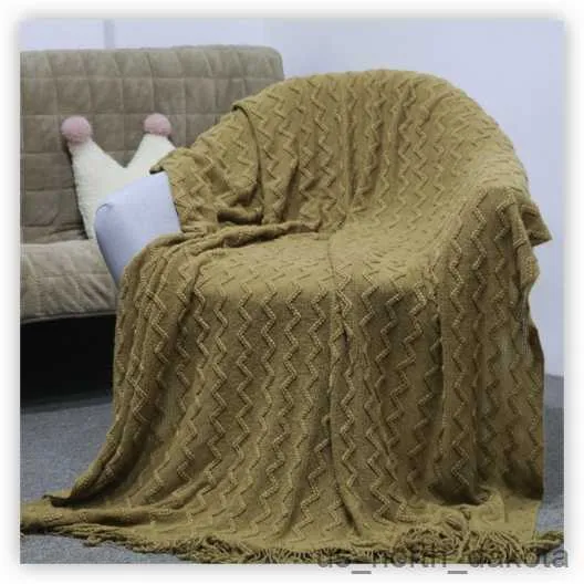 Blanket Textile City Home Decorate Sofa Throw Blanket Nordic Knitted Cashmere Thickened Bedspread Solid Noontime Warm R230616