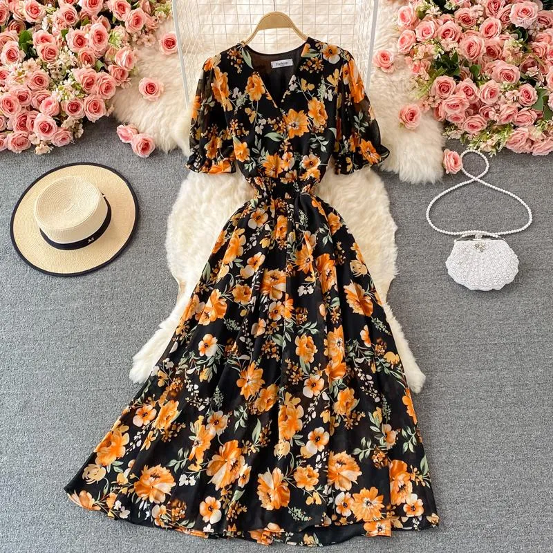 summer party dress with sleeves Boho Dress V-Neck Half Sleeves Floral Printed Stretch Pleated Maxi Beach Dress