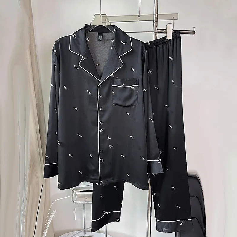 Classic Brand Luxury Silk Lapel Couple Sleepwear Loose Casual Pajamas Long Sleeved Two Piece Spring Autumn Home Wear Nightwear