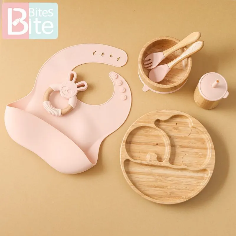 Copos Pratos Utensílios Bambu Conjunto de Alimentação para Bebês Pratos para Bebês Coisas de Mesa Talheres Acessório para Comida com Colher de Silicone Bib Copo Tigela Brinquedo de Dentição 230615