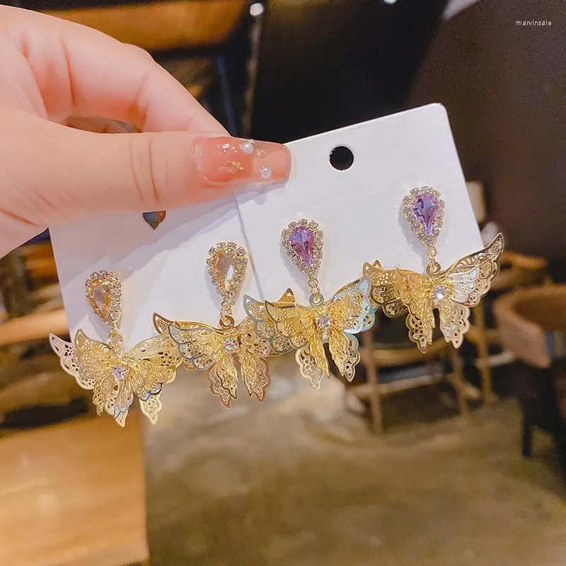 Kolczyki Dangle Butterfly Big Tassel Drop Koreańska złota biżuteria owady kolczyki na noneston słodka romantyczna kobieta piercing 2023 trend