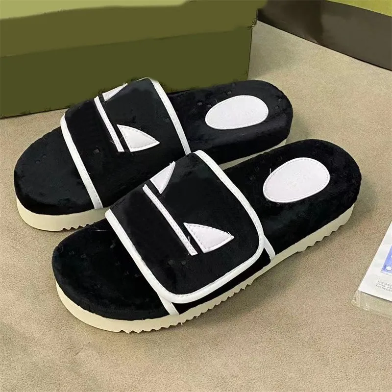 Designer Shoes Clover Thick Bottom Shoes  Casual Beach Slippers Luxury Suede Slippers Fashion Sandals