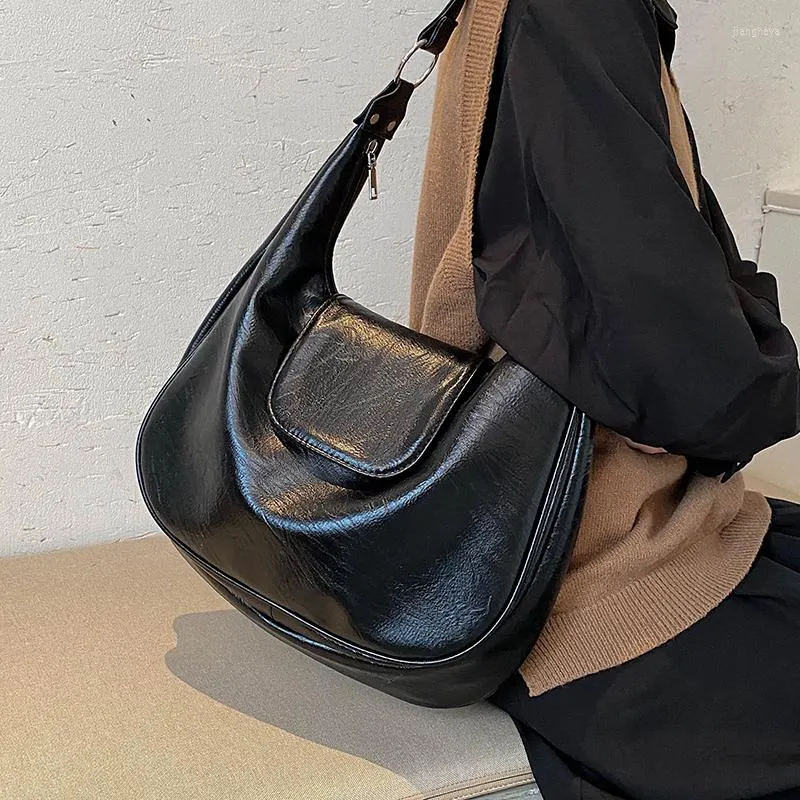 Avondtassen Zacht PU-leer Dames Schouder Hobo Ontwerp met grote capaciteit Crossbody Dames Mode Trending Handtas Portemonnee