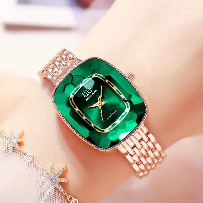 腕時計wiilaa 2023グリーンダイヤモンドスタイルの豪華な女性クォーツウォッチクリエイティブユニークな女性リストレリジオフェミニノ