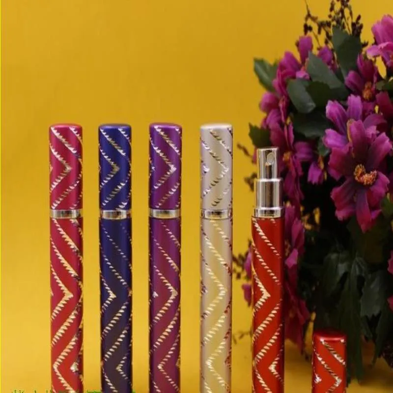 NOUVEAU 5 couleurs sécante 8 ml tube de distribution de parfum en aluminium portable petites bouteilles de parfum rechargeable taille de voyage bouteille de parfum maison Frag Sjdx