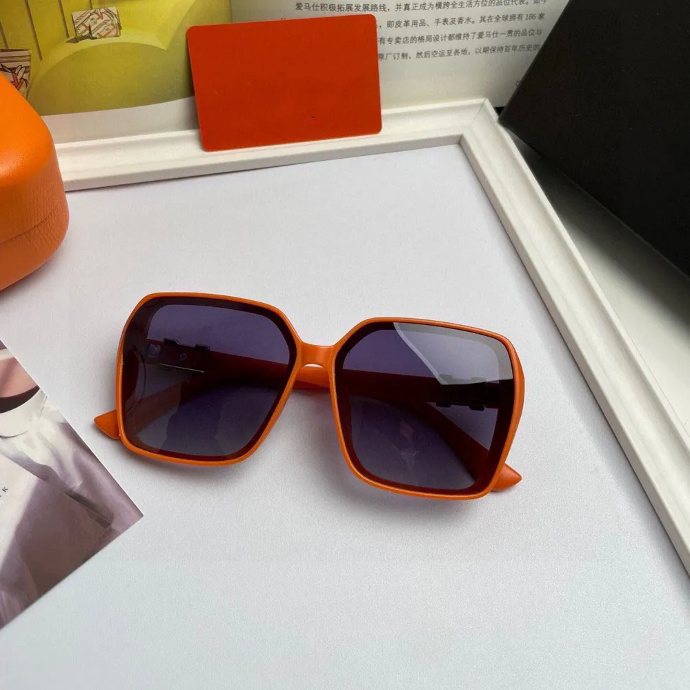 Top Quality Luxury Brand 2023 New Hot Selling Women's Sunglasses Solid Color Frame Casual Fashion Single Piece Five Star Positive Product Recommendation