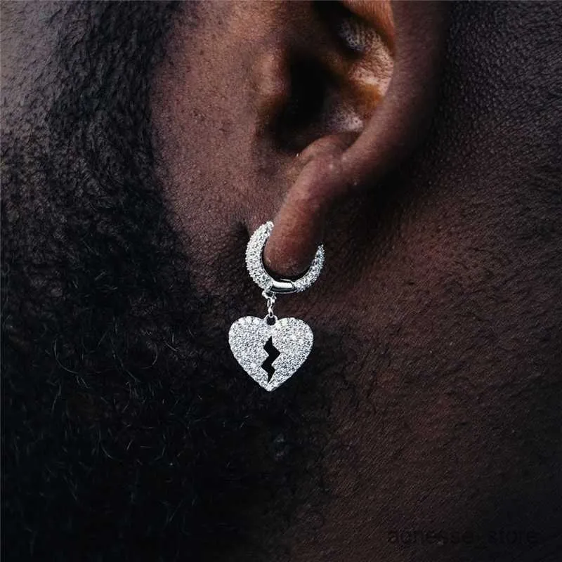 Stud Iced Out Hoop Earrings Hip Hop Jewelry Boy Men Gold Silver Clear Cubic Broken Heart Charm Earring for Women Girls Gifts R230619