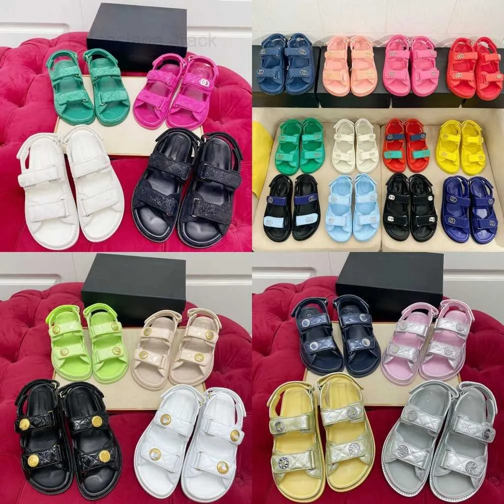 Sandali papà lavorati a maglia Pantofole firmate da donna Gate Sandal in vera pelle Mule Strap piattaforma piatta diapositive fibbia di lusso con bottoni in argento caviale