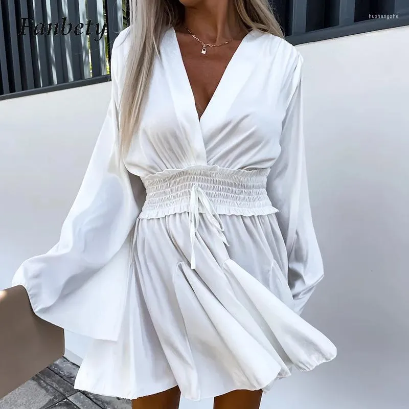 Sweet Candy Color Pleated A-Line Dress with Big Hem and V-Neck, Elastic Waist, and Lace-Up Detail for Casual Spring Wear
