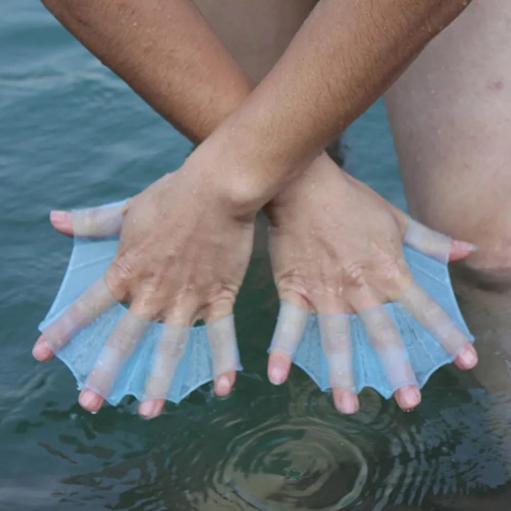 Acessórios de praia 1 par unissex alta elasticidade luvas de dedo com membranas nadadeiras de silicone barbatanas remo sapo mão acessório 230616