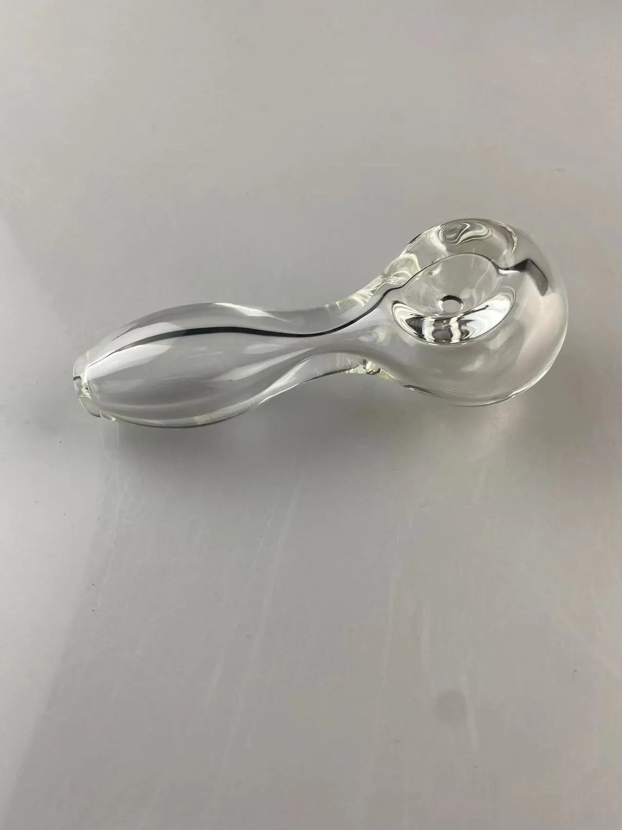 Smoking proxy little clear glass pipe 10cm length dry type , today's super supplying,only 1