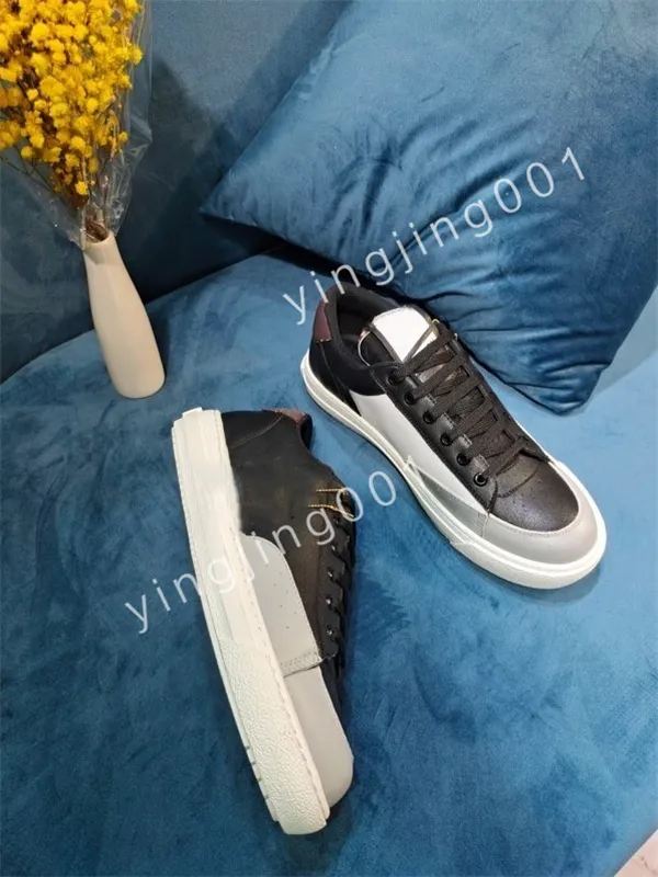 2023 Luxurys Fashion Sneakers in pelle di vitello in pelle nera bianca Scarpa Comfort Scarpe da ginnastica all'aperto Donna e uomo Casual Walking size35-46