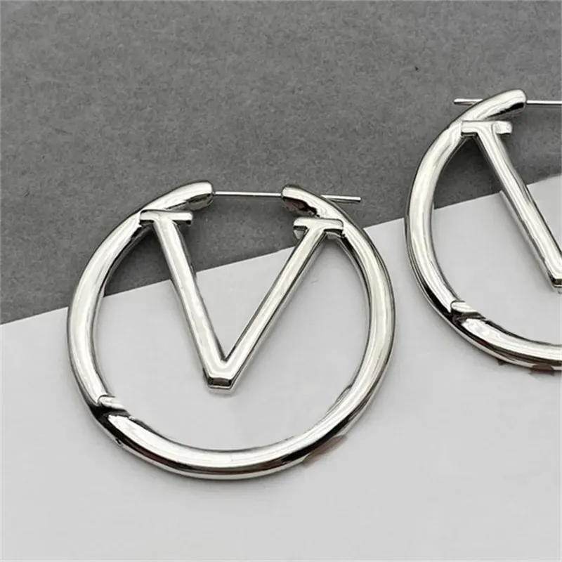 Luxury Designers Women Hoop Earrings Big Circle 3 4 5cm hoops earring Silver designer hoops Ear Studs With BOX Pendants Gift 2306175PE