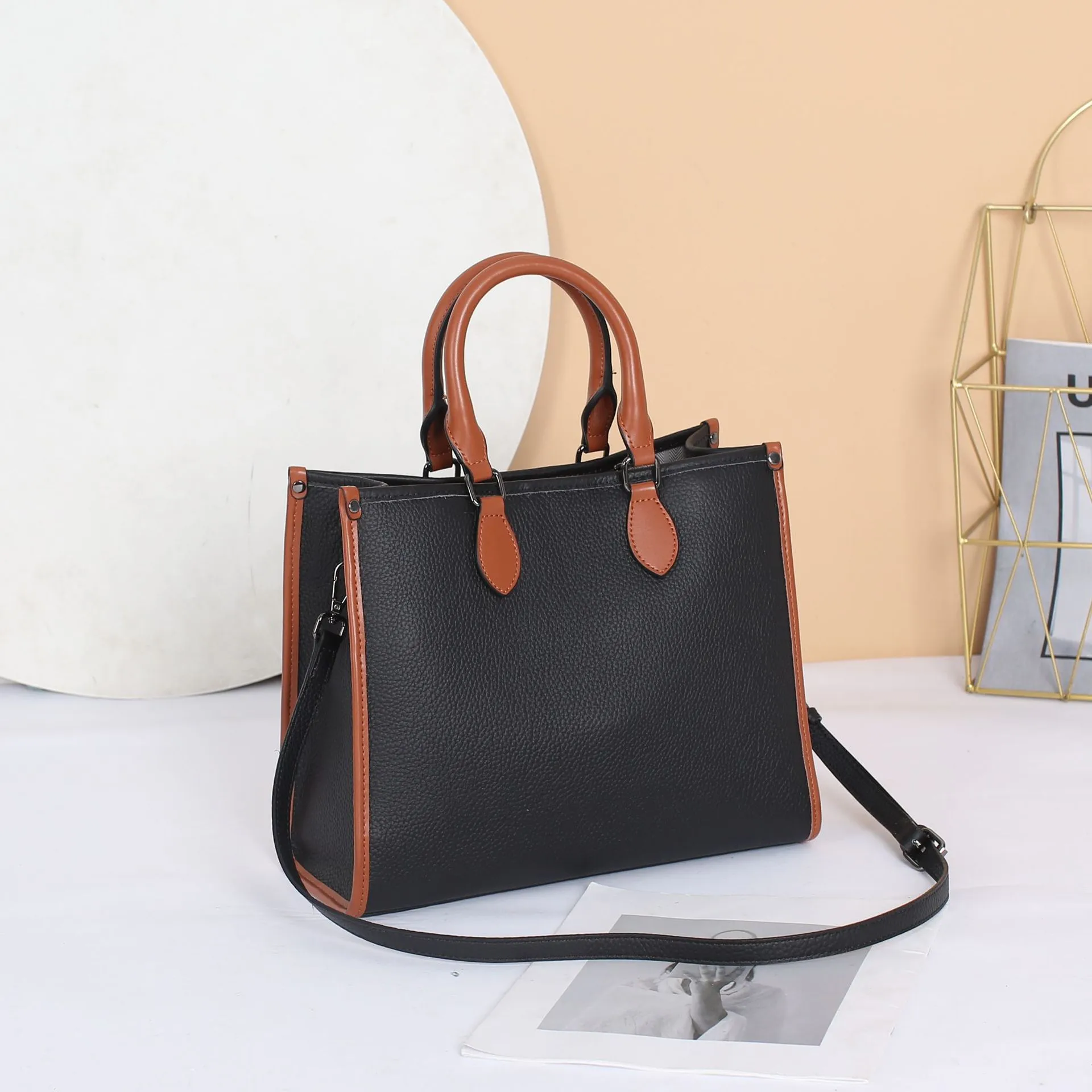 designer bags tote bag luxury high quality handbag made of cowhide material with multiple compartments and large capacity single shoulder crossbody