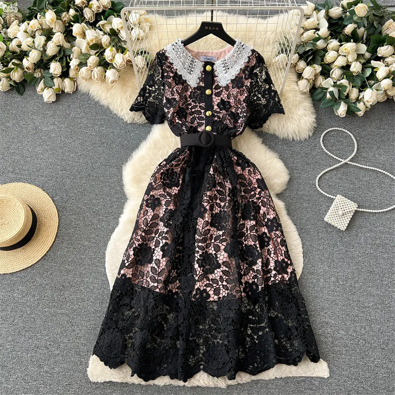 Vestidos de pista verão meados de comprimento feminino colar de boneca gancho flor vestido de renda com cinto fino manga curta verde preto azul senhoras A-li254P