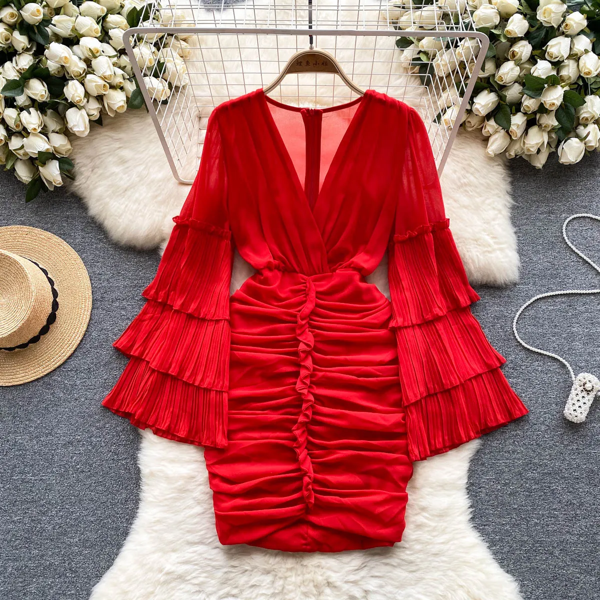 Casual Dresses New Wrap Hip Pleated Short Dresses 2023 Women V Neck Multi-layer Ruffled Long Flare Sleeved Slim Clothes Vestido Fe340N