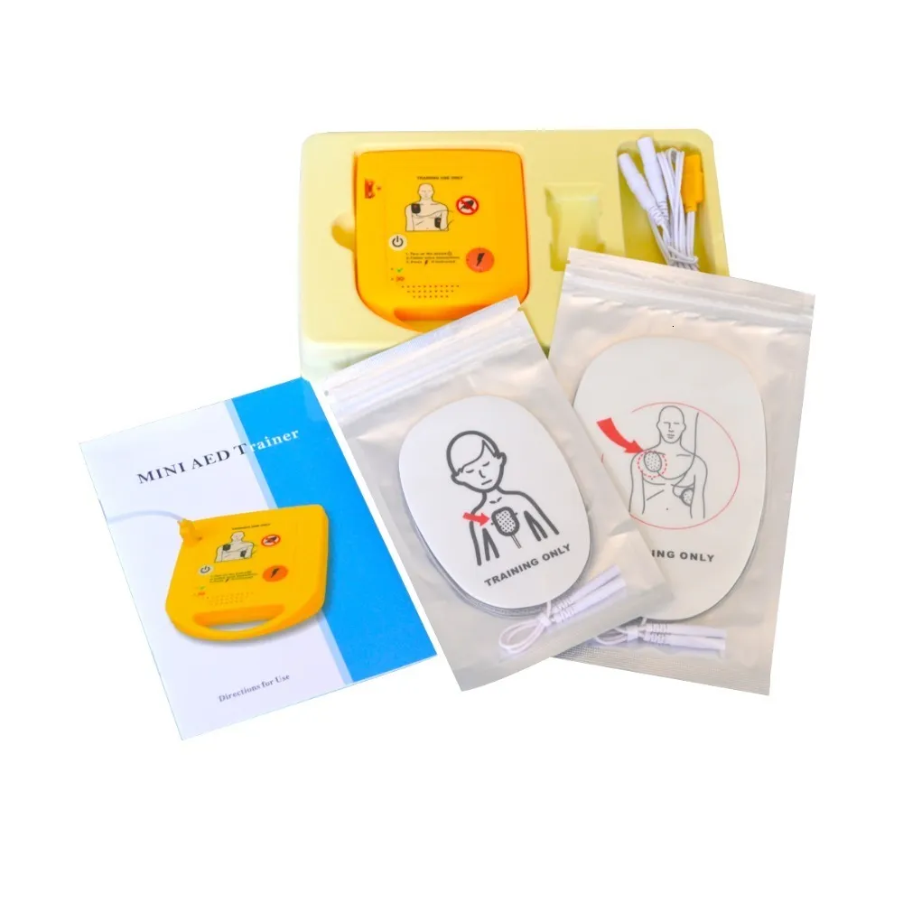 Открытые гаджеты AED Trainer Device Automated Cardiopulmonary Resustitation Training Voice Пополнительная английская испанская французская португальская первая помощь 230617