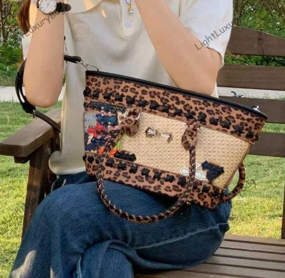 Designer Cross Beach Bag Fashion Summer Straw Bags Shoulder Weave Bag Fashion Leopard Print Tote Women Luxury Handbags 230617