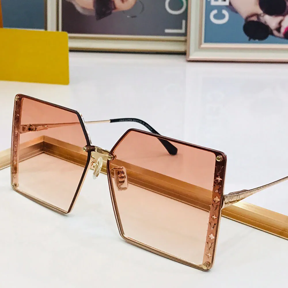 2023 Personnalisé Jeunes Filles Populaire Nouveau Style Plein Cadre En Alliage De Titane Grand Cadre Papillon Apparence Lunettes De Soleil Pour Femmes Design De Luxe Style De Mode Décontractée