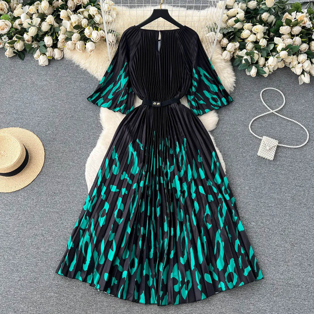 Casual Dresses Summer New Fashion Round Neck Pleated Dress Women's The Slim Beach Short Sleeve Party Clothes Vestidos elegant187e