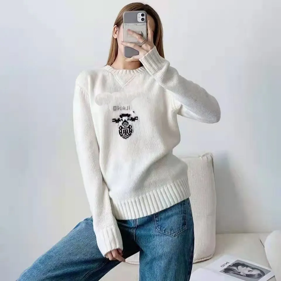 Maglioni Abbigliamento firmato da donna Lavorato a maglia con collo a corvo e lettera a maniche lunghe Pullover oversize