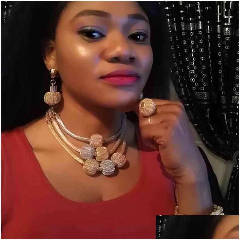 Pulseira Brincos Colar Fani Exquisite Dubai Gold Colorf Nigerian Woman Acessórios Conjunto de Jóias Contas Africanas Dhgarden Dhr0E