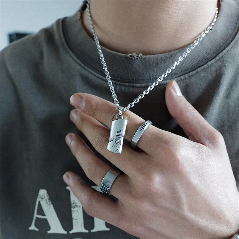 Цементный серый трещинный подвесной колье для ожерелья для ожерелья для мужчин Simple INS All-Match Hip-Hop Высококачественный коакер модный шарм ювелирные изделия
