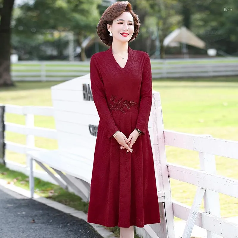 Vintage Designer A-Line V-Neck lace midi dress for Women - Elegant and High-Quality Casual Wear for Summer Office and Parties Vintage Designer A-Line V-Neck lace midi dress for Women - Elegant and High-Quality Casual Wear for Summer Office and Parties