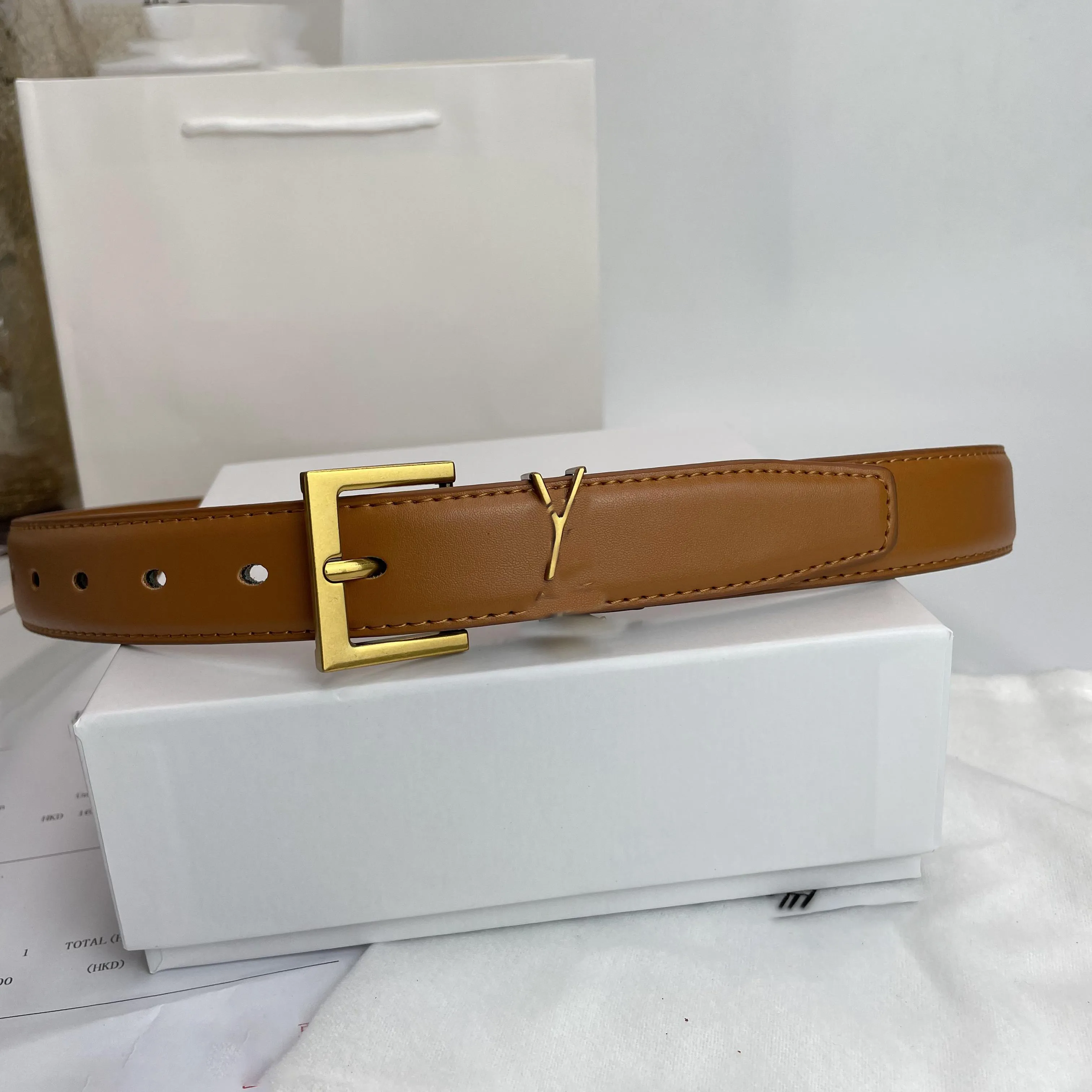 Luxuriöser Herrengürtel, Mode-Ceinture-Designer-Gürtel für Herren, glatte Schnallengürtel, klassische Echtledergürtel, goldene Schnalle, kausaler Cintura-Bund mit Kasten-Cinturones