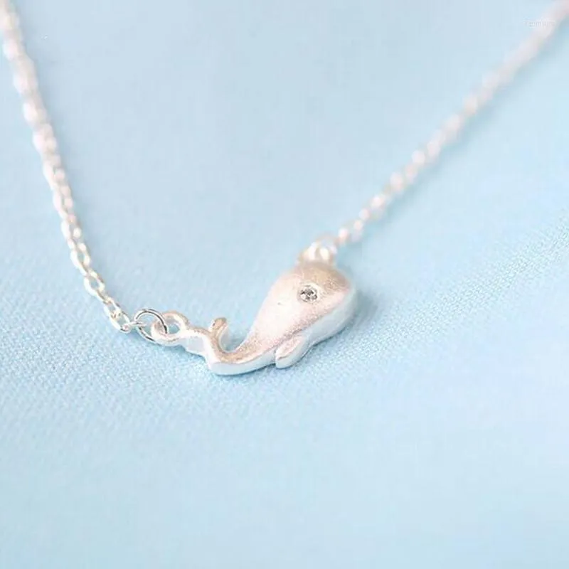 Pendant Necklaces Fashion Small Animal Silver Plated Jewelry Exquisite Personality Whale Fish Wholesale XL175