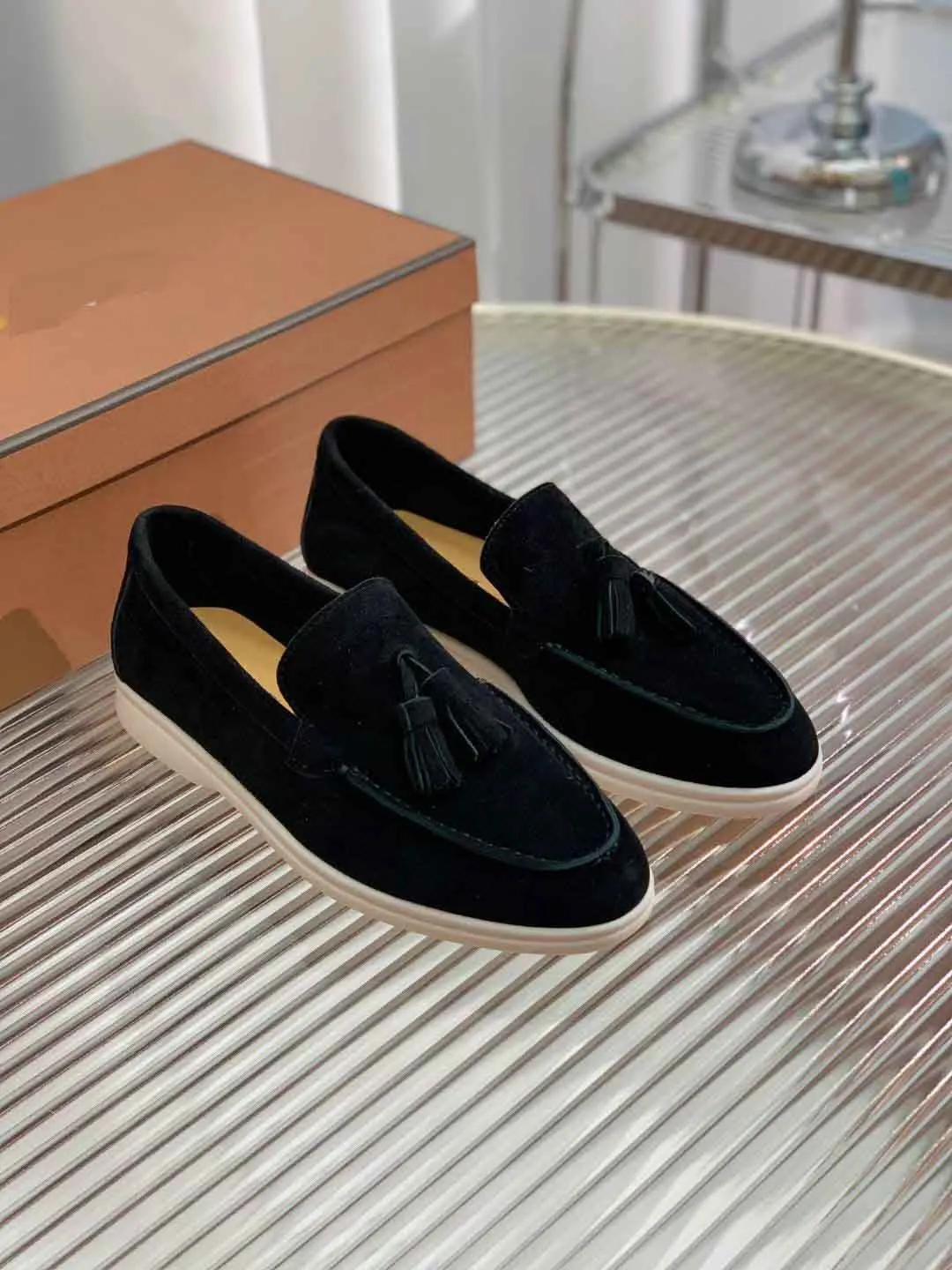 Luxury Men's Suede Loafers: Designer Slip-Ons, Comfortable Walking Shoes,  Lightweight Calfskin Leather Flats With Box