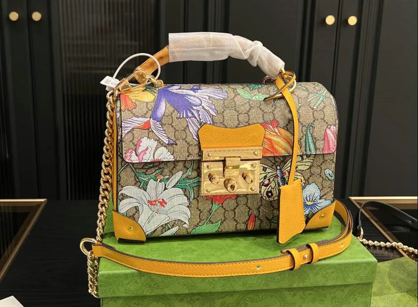 Designer Padlock Bag Berry Bamboo Shoulder Bags Key With Leather Holder Tote Handbag Cross Body Handle Designers Luxury Purse Chain