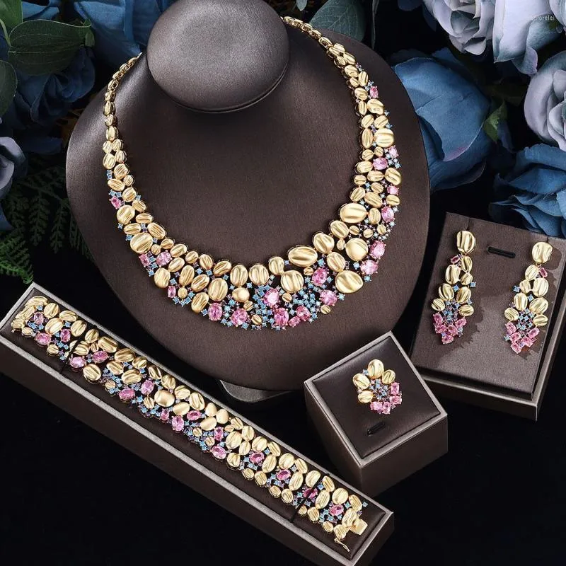 Collier boucles d'oreilles ensemble bijoux de mariée luxe femmes fête de mariage Zircon de 4 collier/boucles d'oreilles/bague/Bracelet à la mode