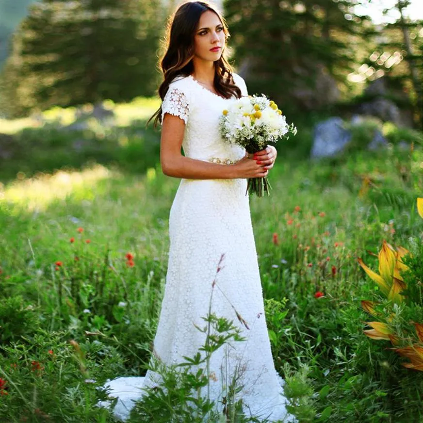 2019 Vintage Clássico Vestido de Noiva Linha A com Manga Curta Vestido de Noiva de Renda Encomende Vestidos de Noiva de Estilo Country Ocidental Modesto Plu326s