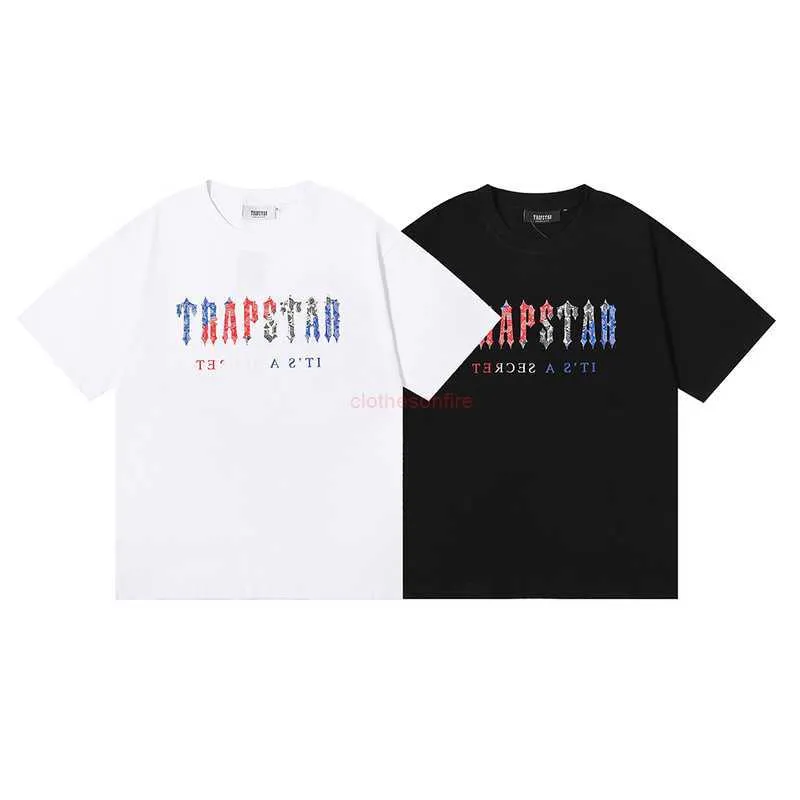 Designer Fashion Abbigliamento Tees Tsihrts Camicie Small Trendy Trapstar Multicolor Lettera Stampa Estate High Street Casual Uomo Donna Versatile Girocollo Manica corta